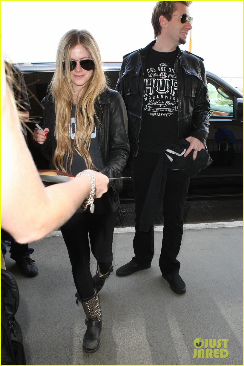 avril lavigne lax arrival after dwts performance 032871659