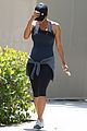 halle berry pregnant baby bump in workout clothes 07