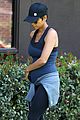halle berry pregnant baby bump in workout clothes 13