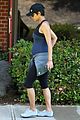 halle berry pregnant baby bump in workout clothes 17