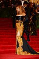 beyonce met ball 2013 red carpet with solange knowles 12