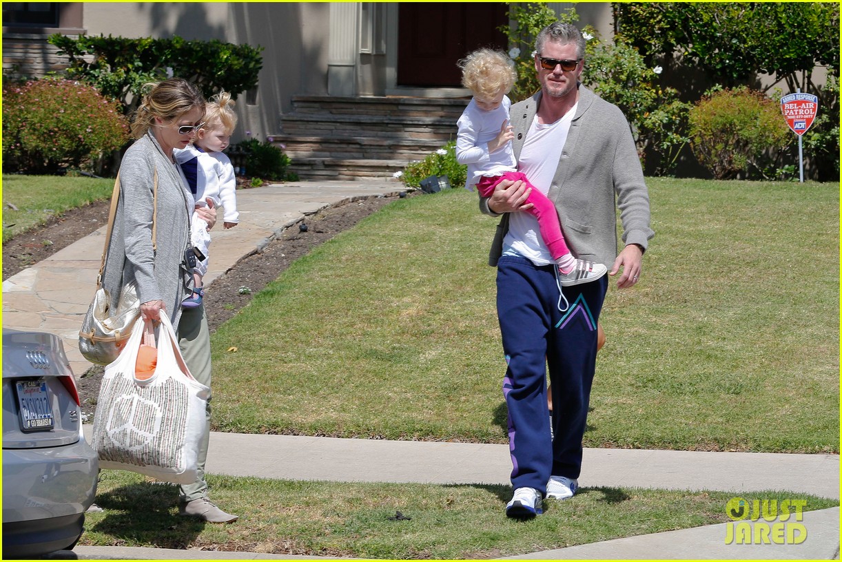 eric dane rebecca gayheart birthday party with the girls 06
