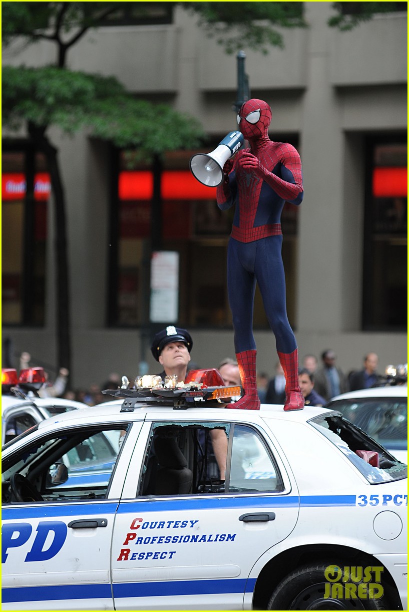 andrew garfield films amazing spider man 2 with mini me 082878852