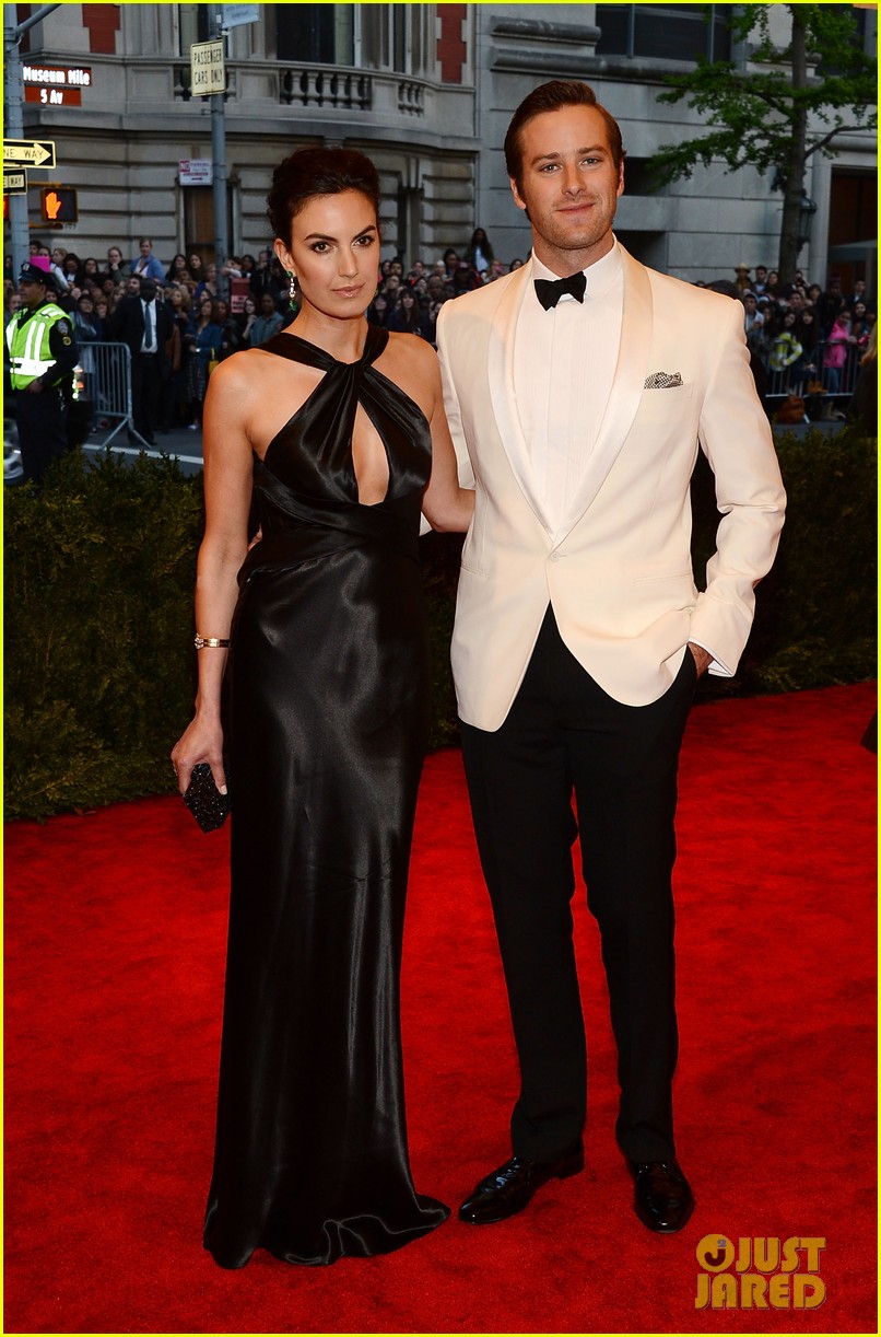 armie hammer met ball 2013 red carpet with elizabeth chambers 04