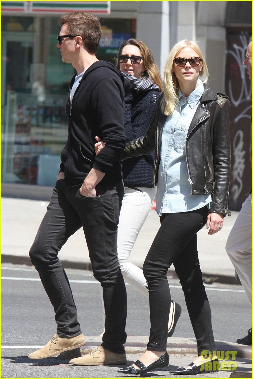 jaime king new york outing post pregnancy announcement 10