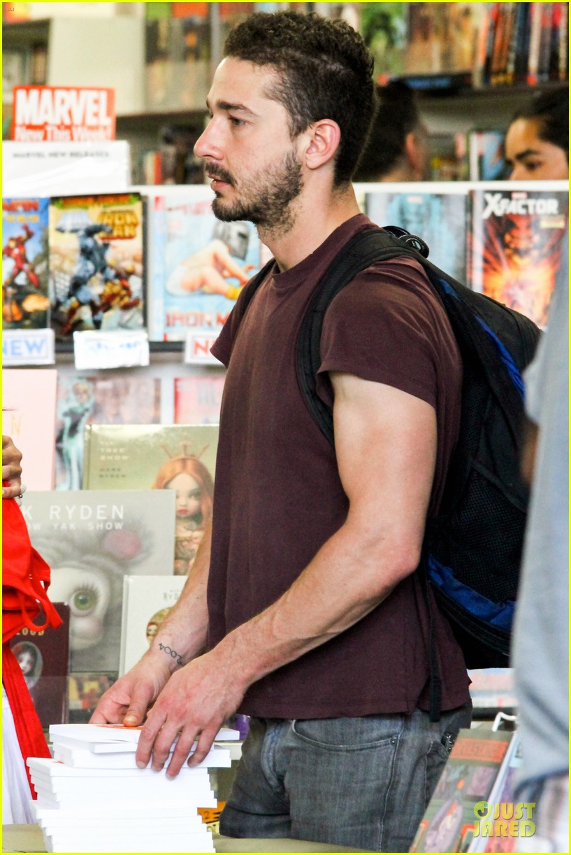 shia labeouf stale n mate book signing 192863618