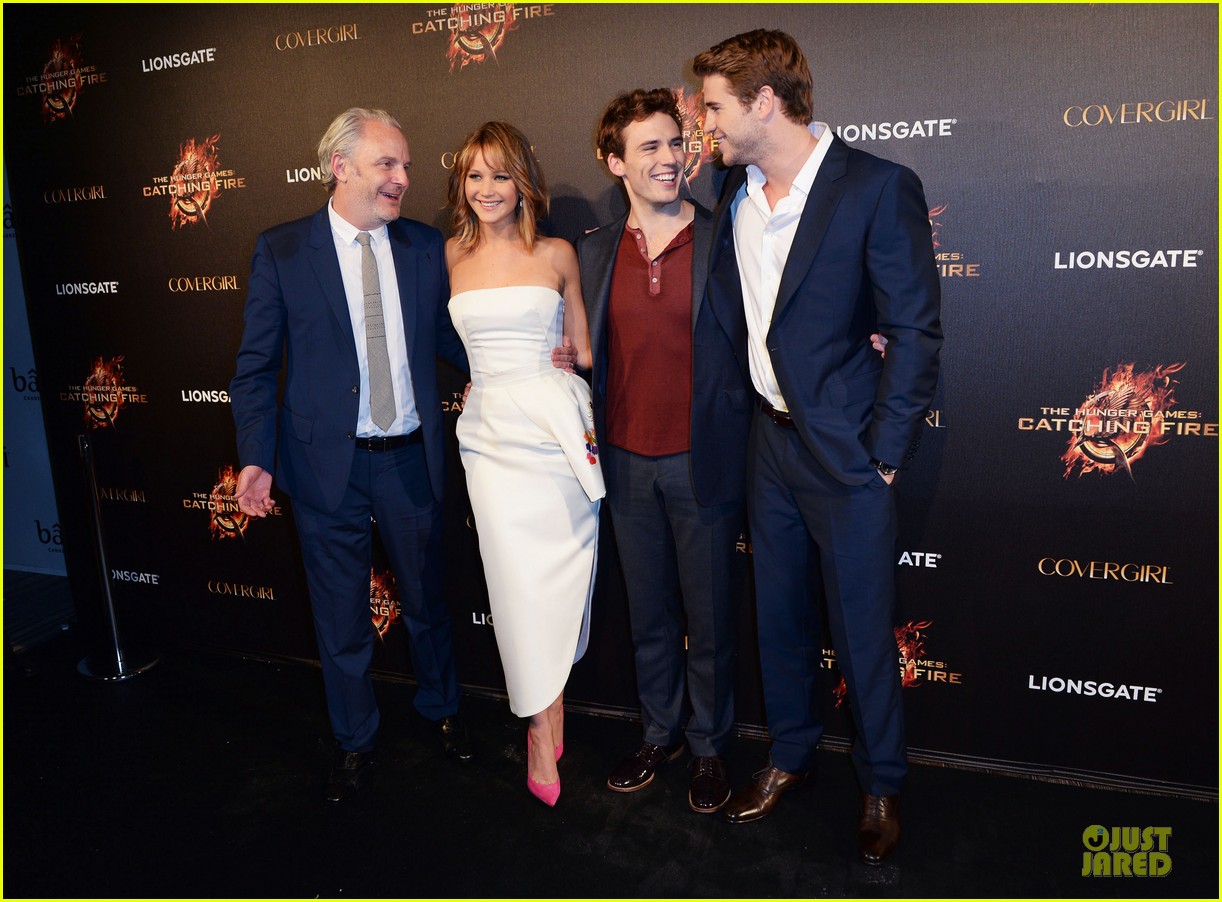 jennifer lawrence liam hemsworth catching fire cannes party 032873026