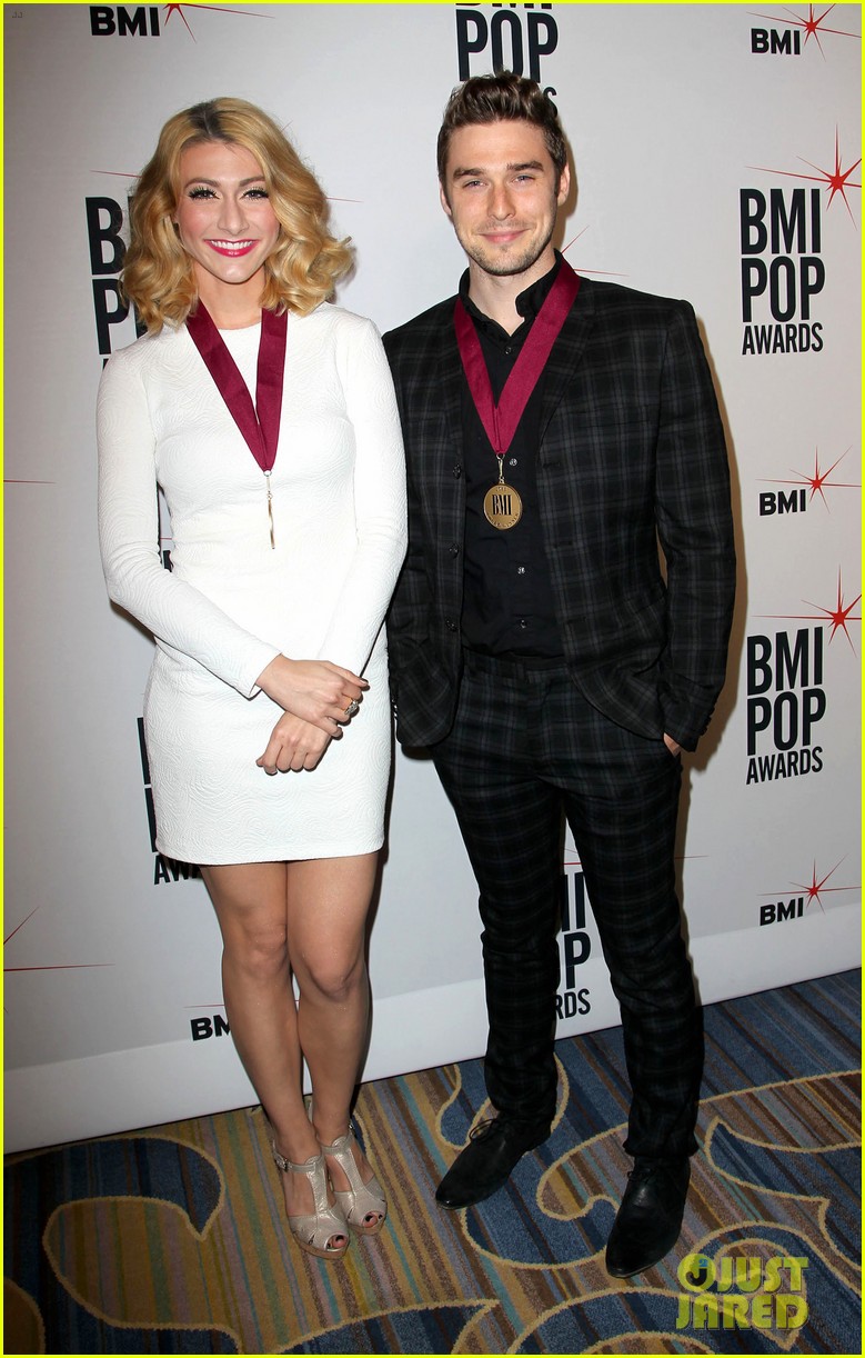 adam levine karmin 2013 bmi pop awards 19
