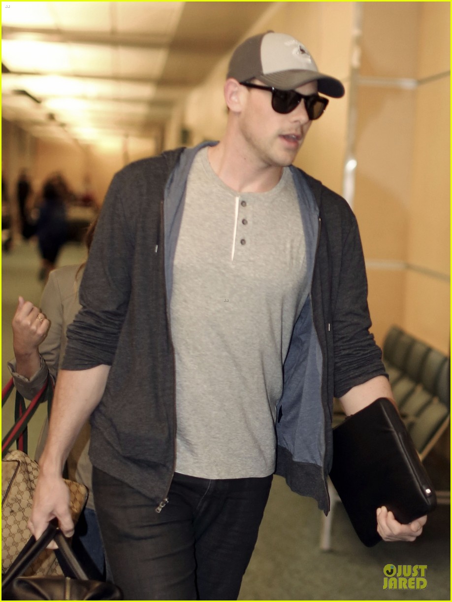 lea michele cory monteith vancouver departing couple 102863480