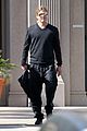 brad pitt steps out after angelina jolie double mastectomy 03