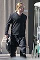 brad pitt steps out after angelina jolie double mastectomy 15
