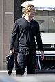 brad pitt steps out after angelina jolie double mastectomy 18