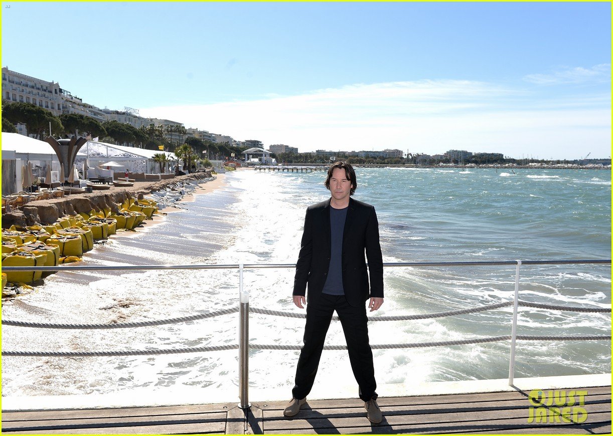 keanu reeves man of tai chi cannes photo call 032874740