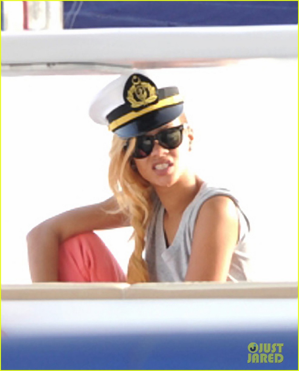 rihanna captains hat for instanbul cruise 272881390