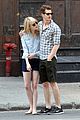 emma stone andrew garfield cuddle up in nyc 01