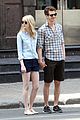 emma stone andrew garfield cuddle up in nyc 09