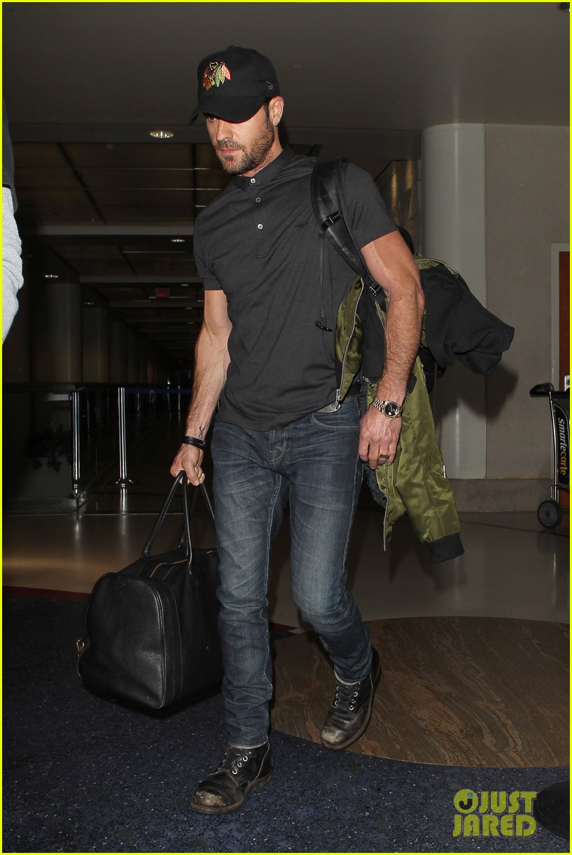 justin theroux from new york to lax 062874539