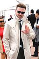 justin timberlake torch cannes spinning gold celebration 04