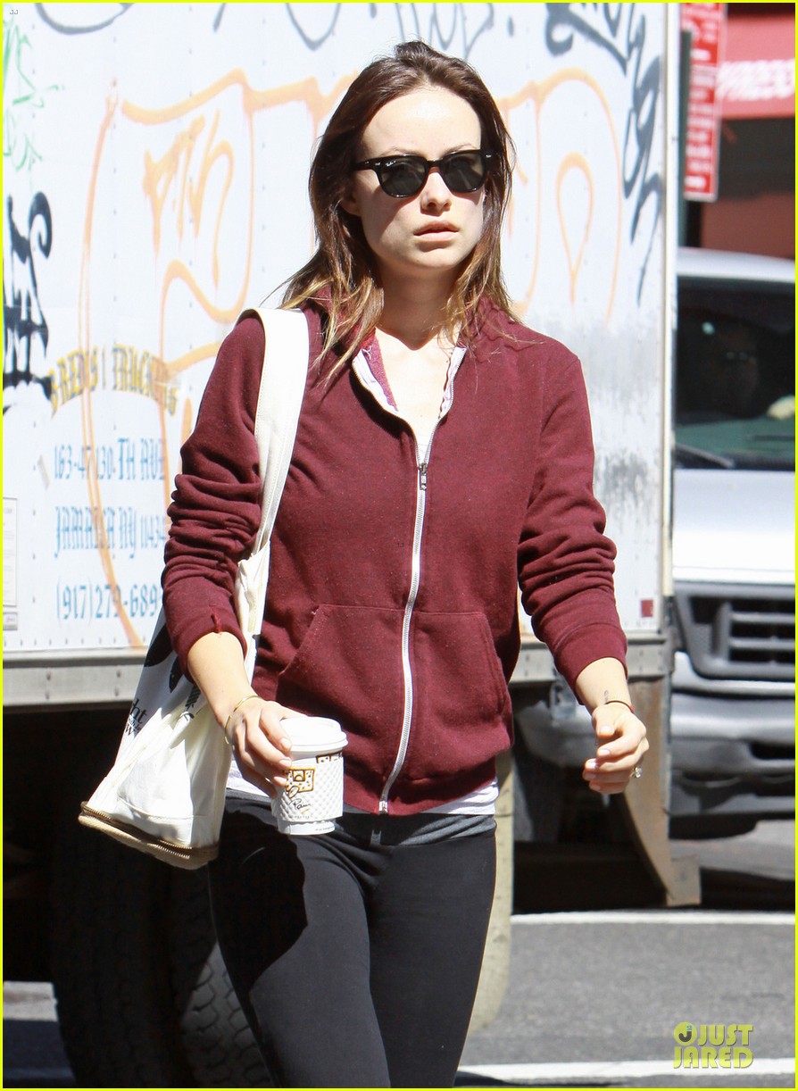 olivia wilde come hang out with emma stone 022863277