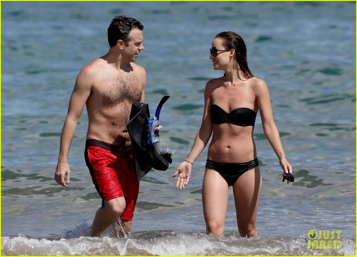 olivia wilde bikini vacation with shirtless jason sudeikis continues 082879338