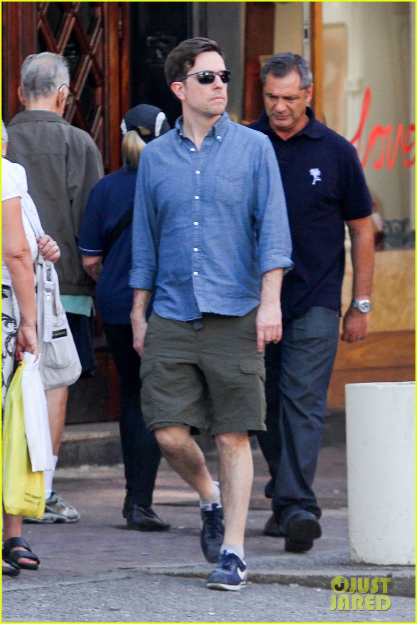 Zach Galifianakis & Ed Helms Shirtless Beach Day with Bradley Cooper