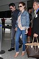amy adams darren le gallo jet to nyc after beach trip 17