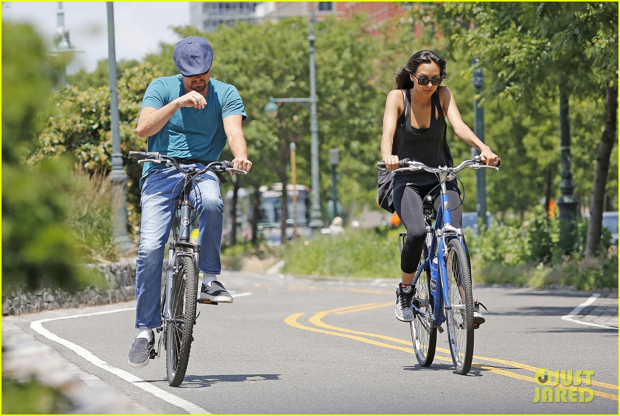 leonardo dicaprio new york city bike ride with female pal 03