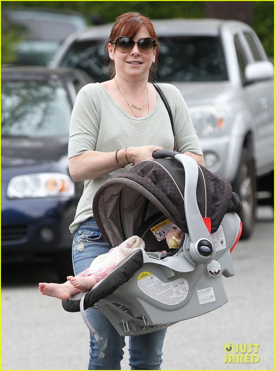 alyson hannigan girls day out with keeva 092898747
