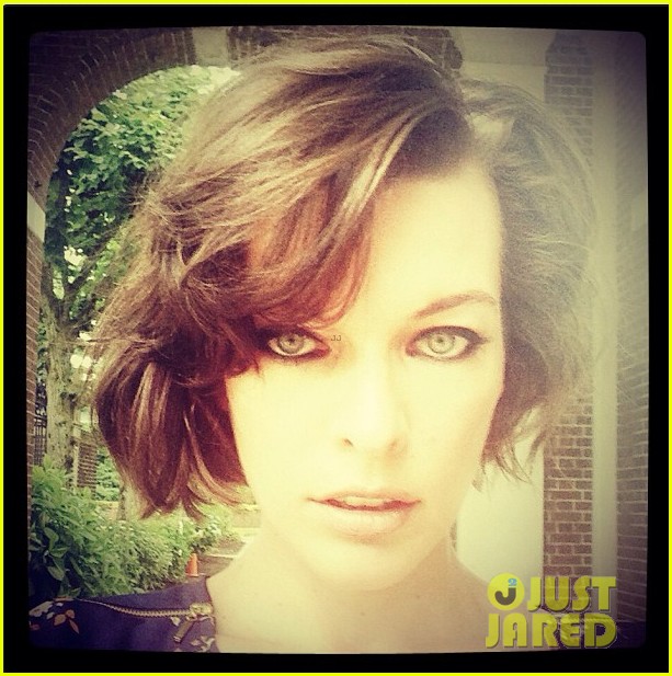 Milla Jovovich Check Out My New Haircut! Photo 2897681 Milla(02)