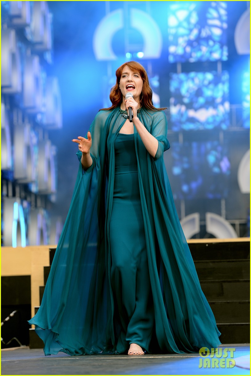 Blake Lively & Florence Welch Chime for Change Concert! Photo 2882075