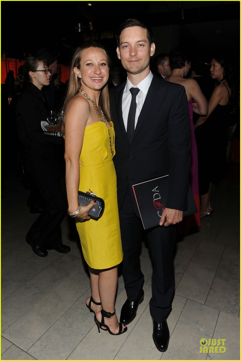 Tobey Maguire & Jennifer Meyer CFDA Fashion Awards 2013 Red Carpet