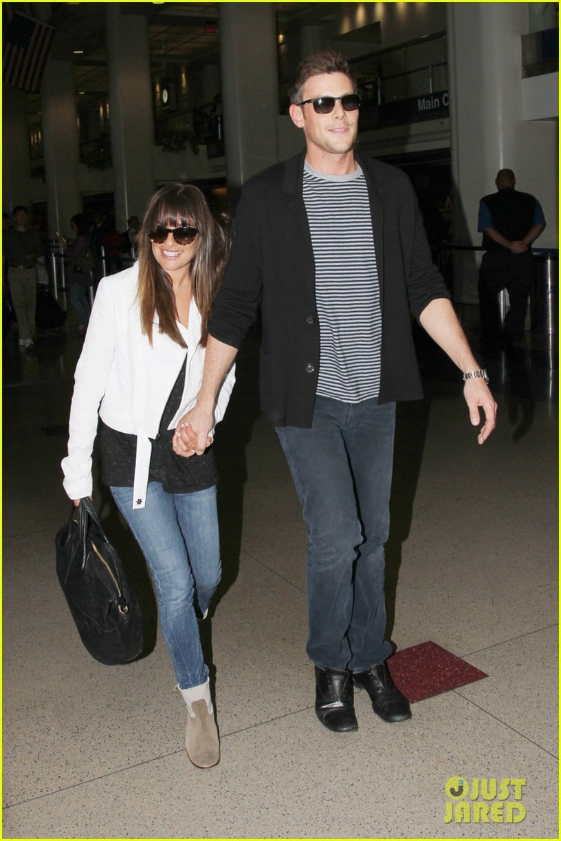 lea michele cory monteith hold hands at lax airport 05