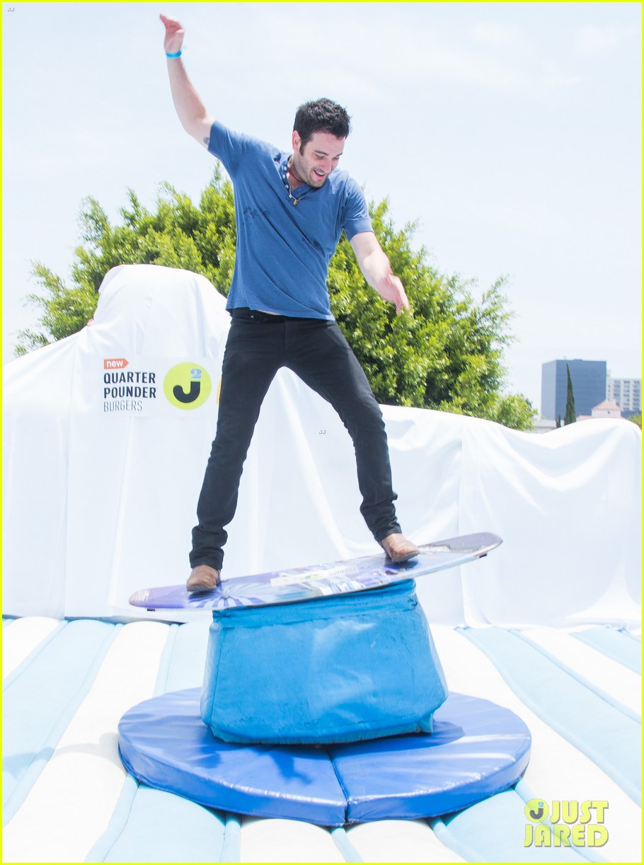 chord overstreet surfs up at just jared summer kick off party with colton haynes 062883292