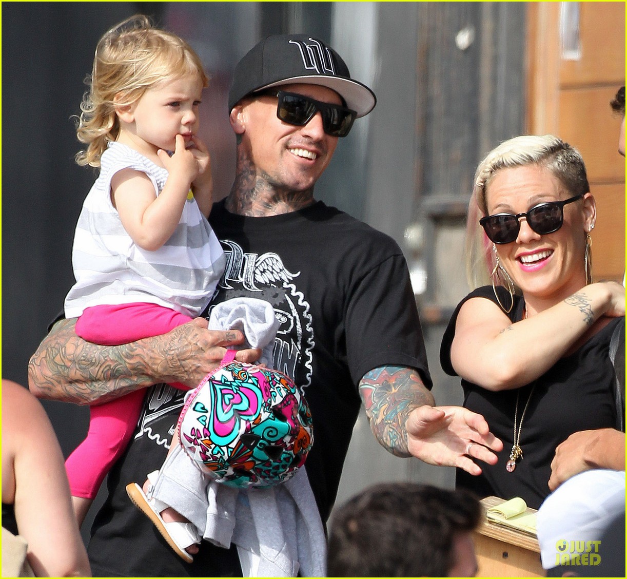 Pink & Carey Hart Bike Riding with Willow! Photo 2888582 Carey Hart
