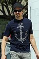 jeremy renner picks up office supplies take out food 04
