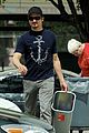 jeremy renner picks up office supplies take out food 11