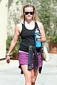 reese witherspoon matching fitness shorts shoes 04