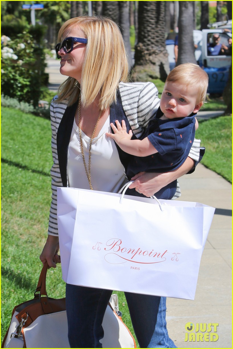 reese witherspoon playdate with tennessee 022895447