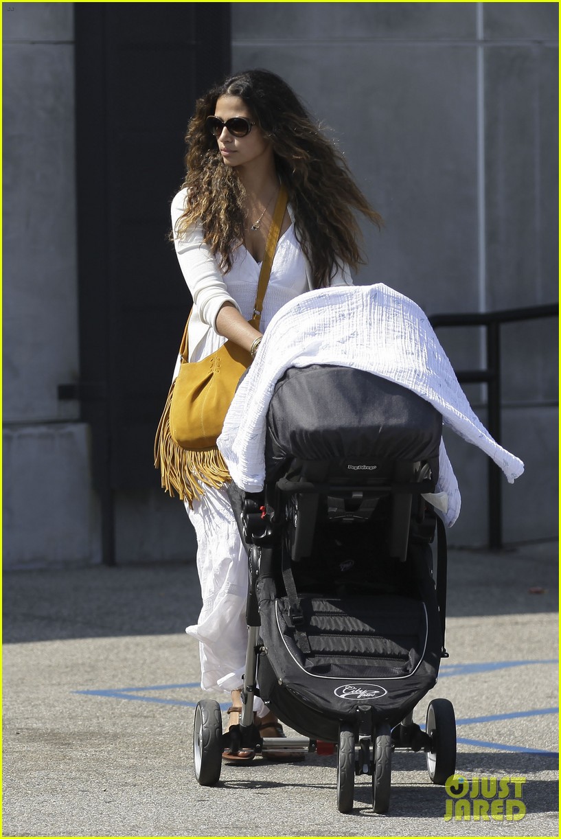 camila alves stocks up on learning supplies for the kids 19