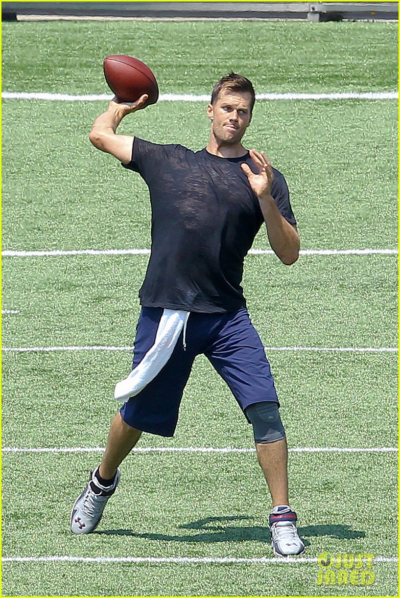 tom brady independence day football practice 01