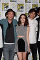 lily collins jamie bower campbell city of bones at comic con 02