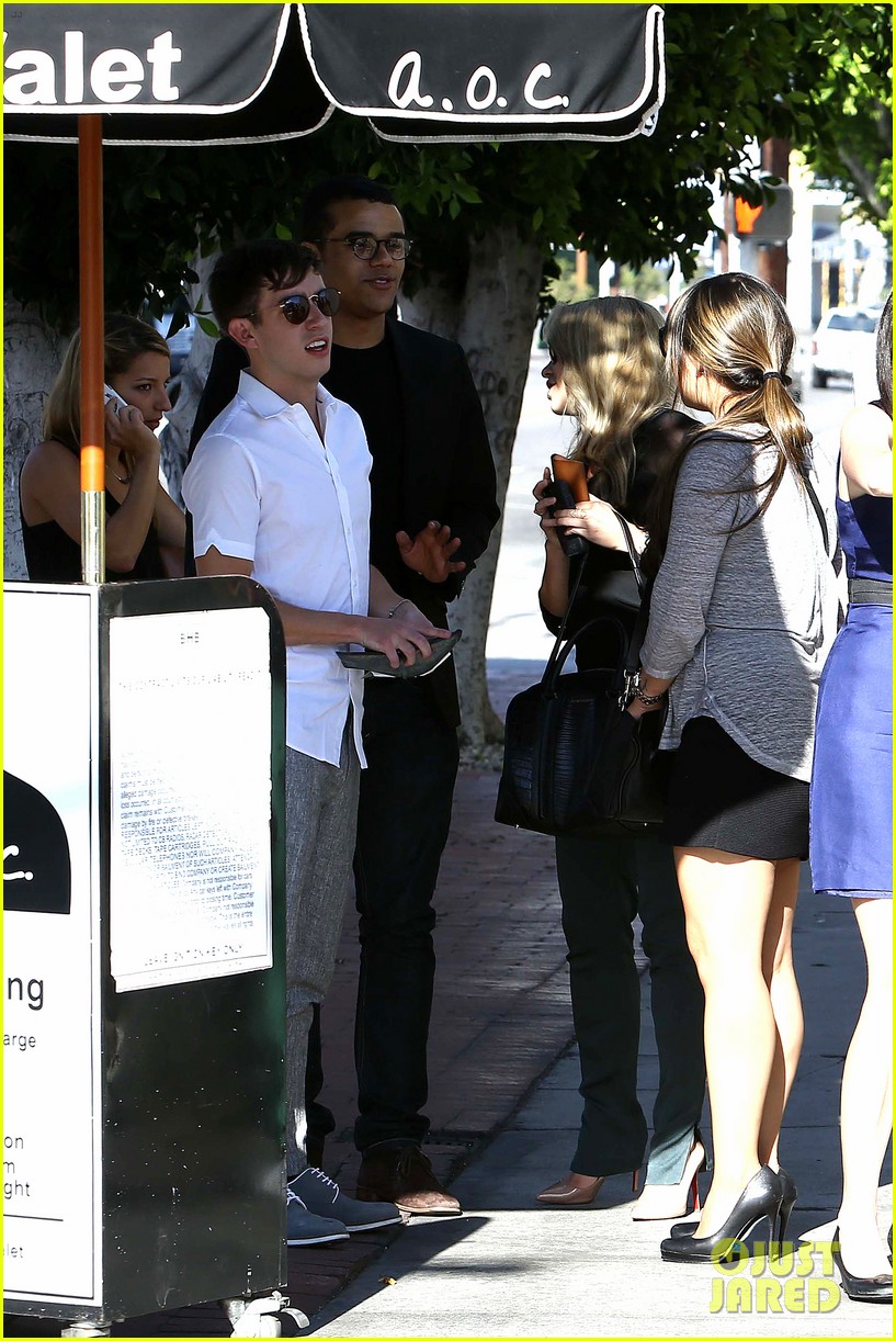 glee cast grabs lunch together after cory monteith memorial 052917063