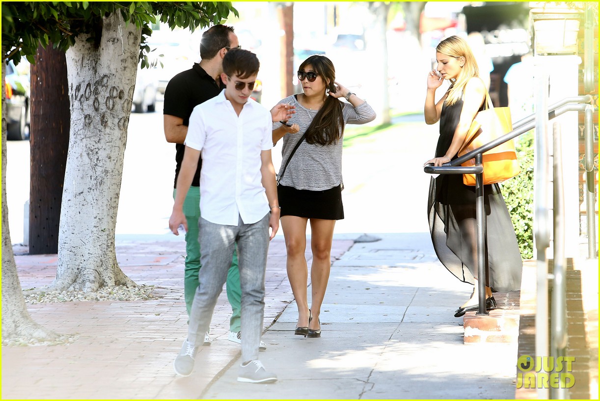 glee cast grabs lunch together after cory monteith memorial 292917087