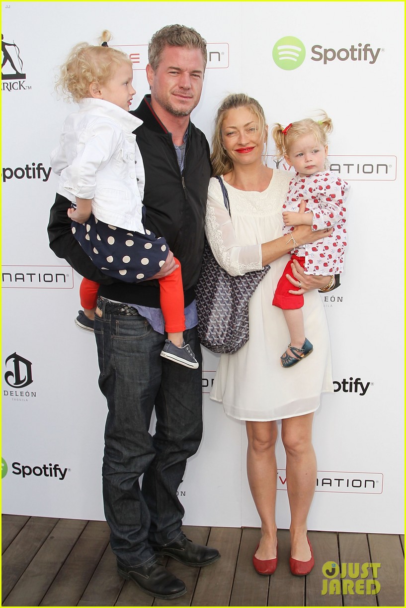 mindy kaling eric dane guy oseary 4th of july party 05