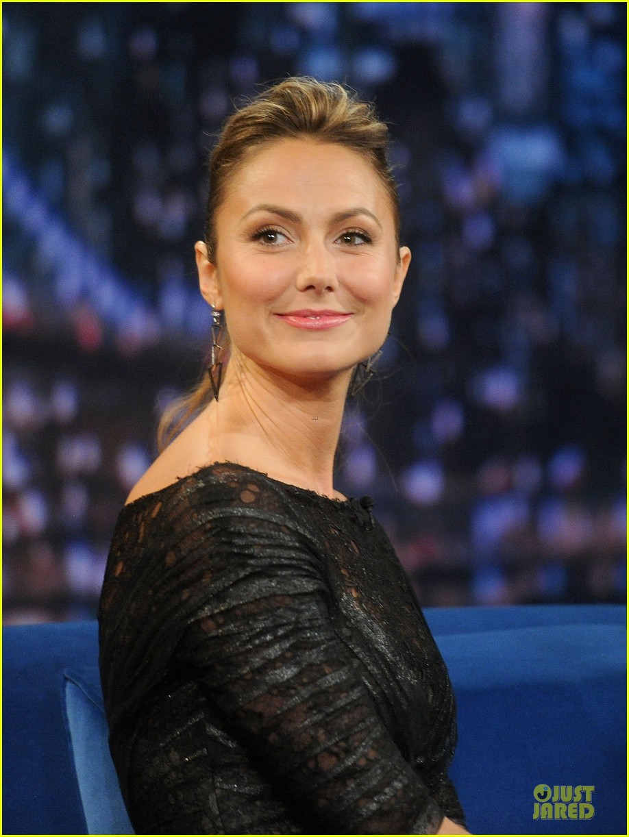 stacy keibler joins jesse the rippers on fallon 15
