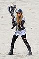 avril lavigne chainsaw action for rock n roll video shoot 06