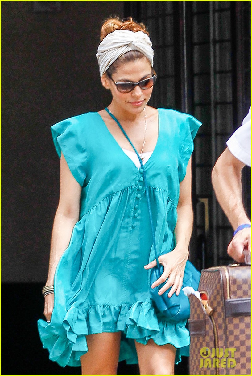 eva mendes place beyond the pines dvd august 6 022908044
