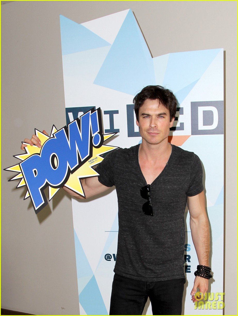 ian somerhalder comic con wired cafe with candice accola 17