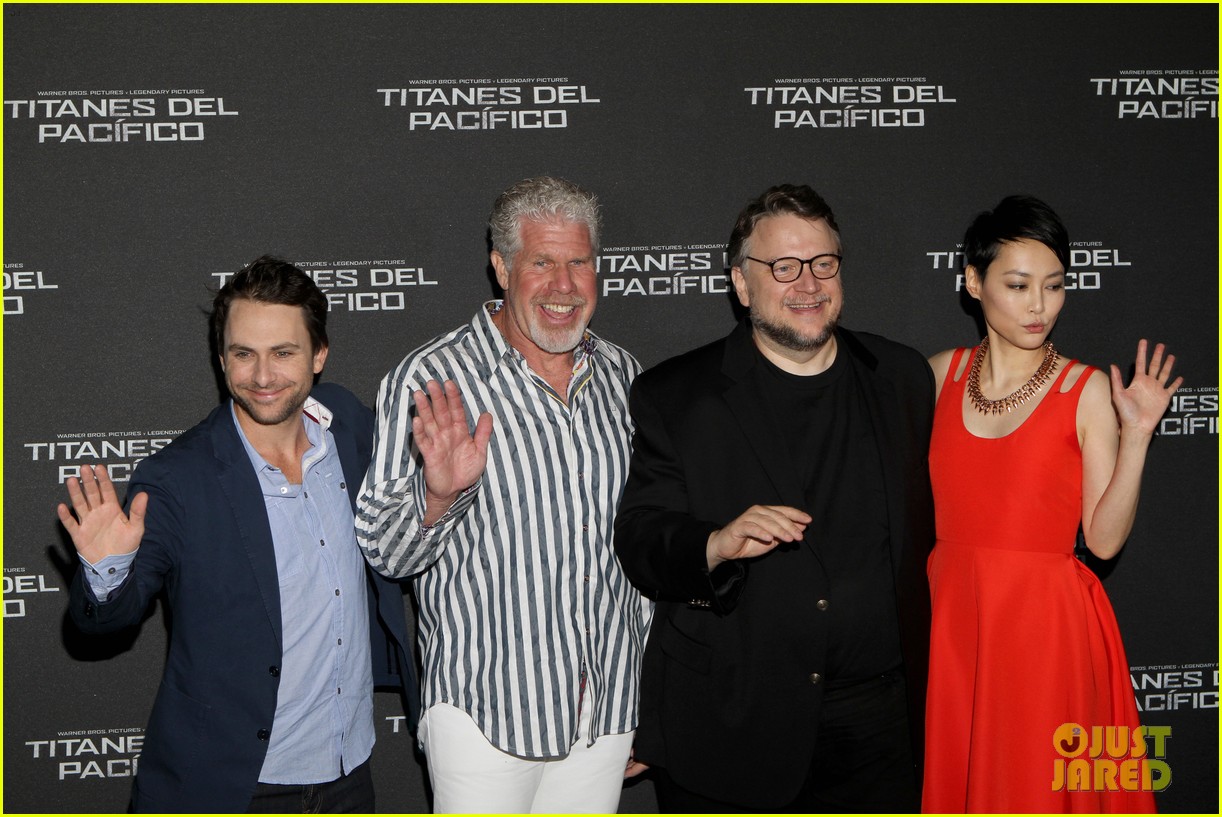 Kanye West Raves 'Pacific Rim' is One of His Favorite Movies: Photo ...