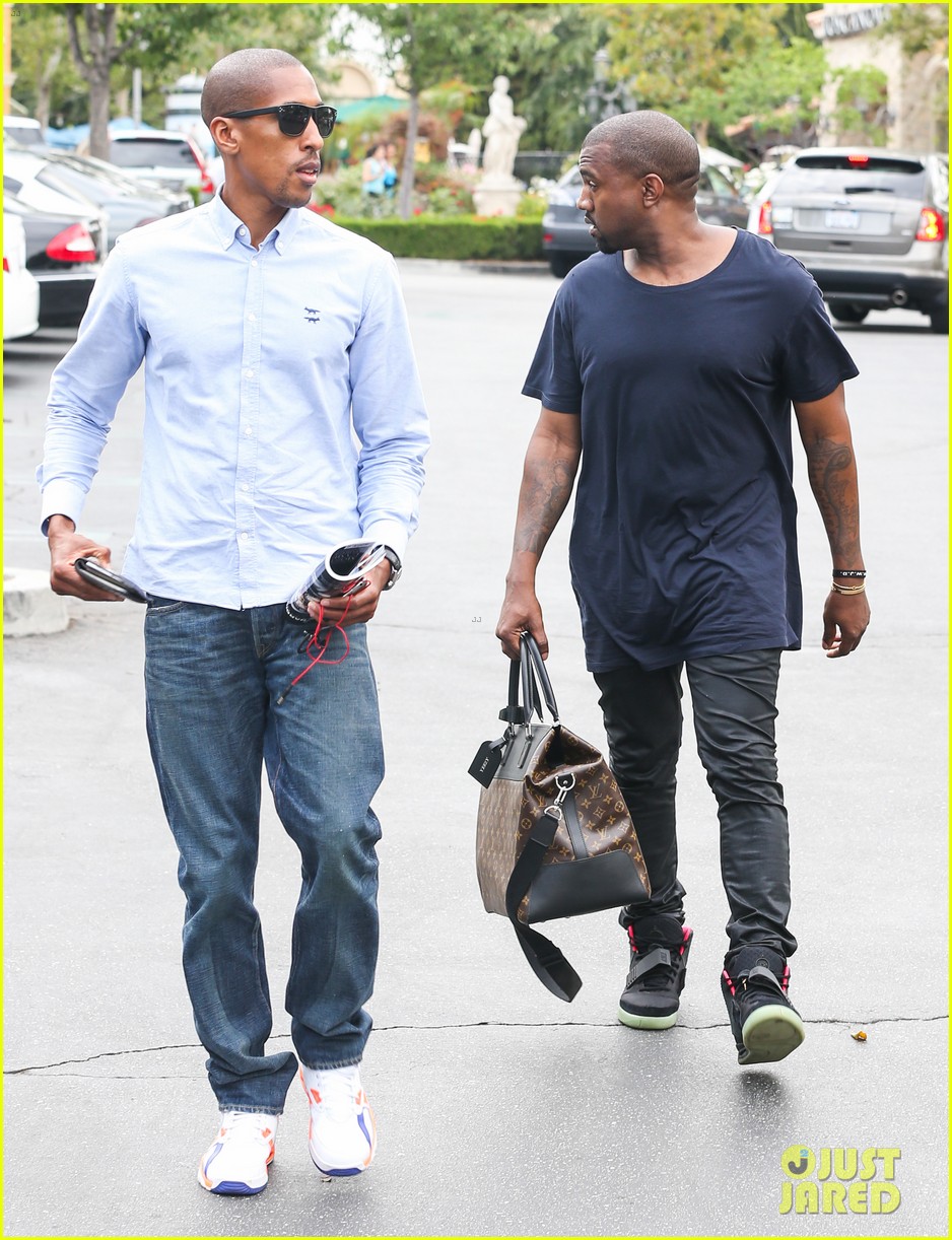 kanye west steps out solo after turning down north photo deal 03